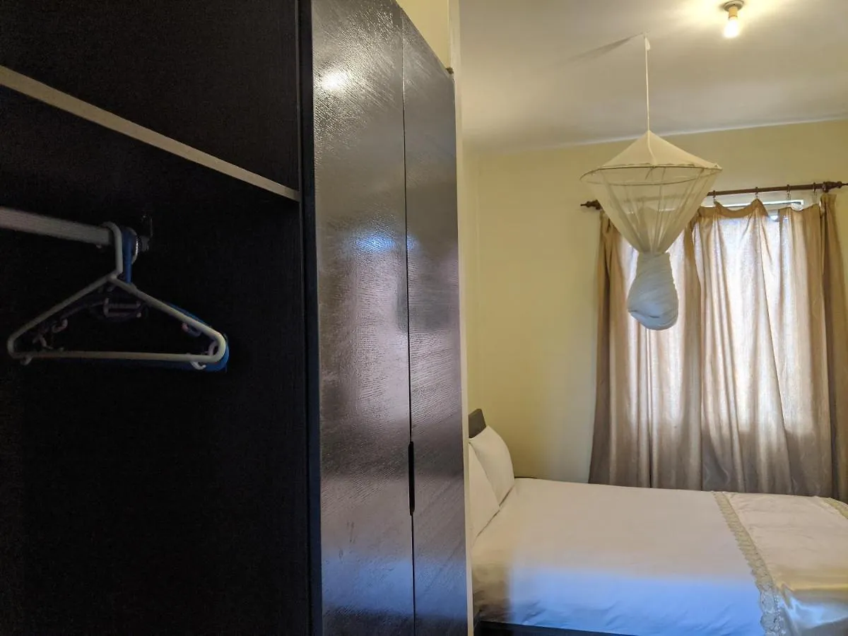 Prestige Hotel Suites 캄팔라